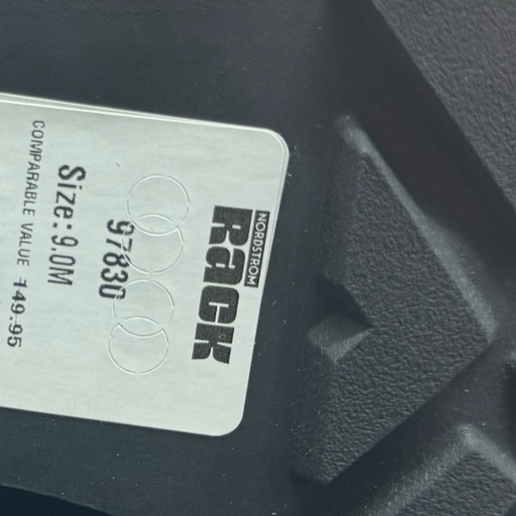 Blondo Dakota Black Waterproof Bootie SZ9 - Picture 11 of 11